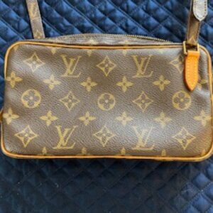 Louis Vuitton Monogram Pochette Marly Bandoulière